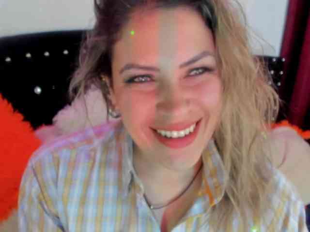 Alexa_lopez webcam