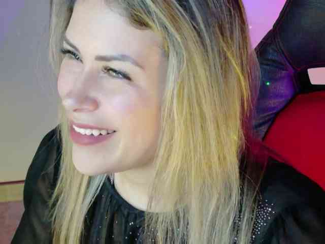 Alexa_lopez webcam