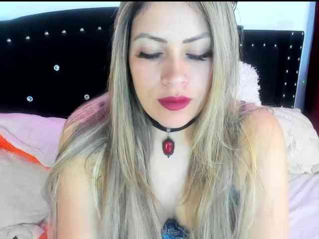 Alexa_lopez webcam