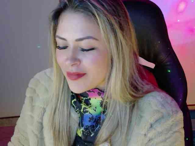 Alexa_lopez webcam