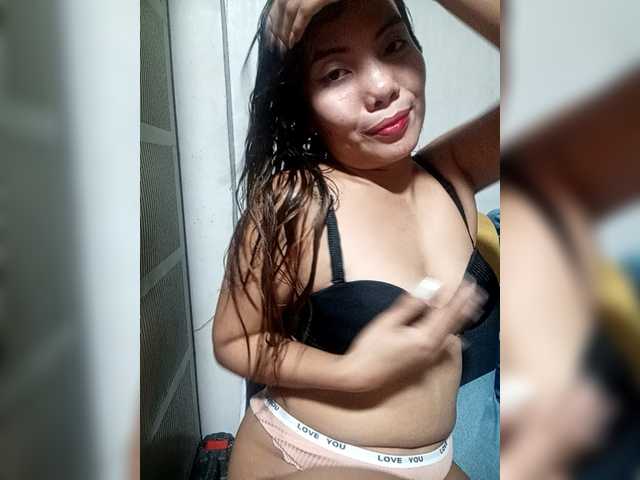 Pempemliciouss's BongaCams show and profile