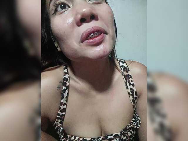 Pempemliciouss's BongaCams show and profile