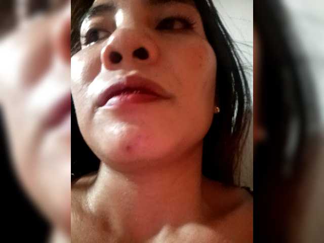 Pempemliciouss's BongaCams show and profile