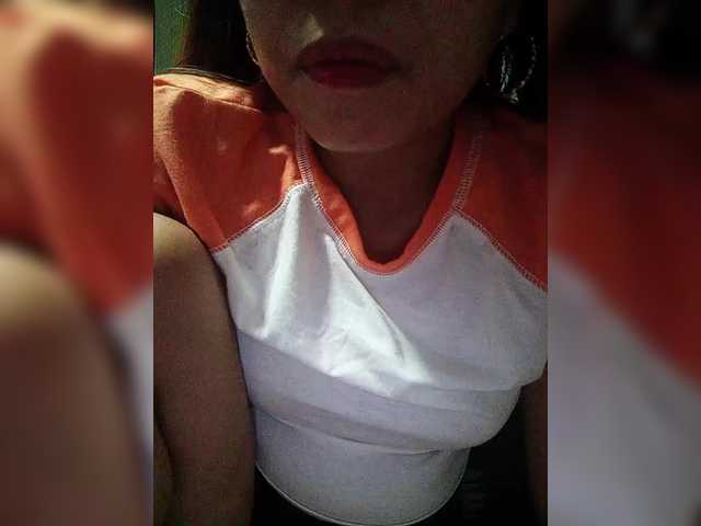 chona_sexy2x webcam bongacams model stream image