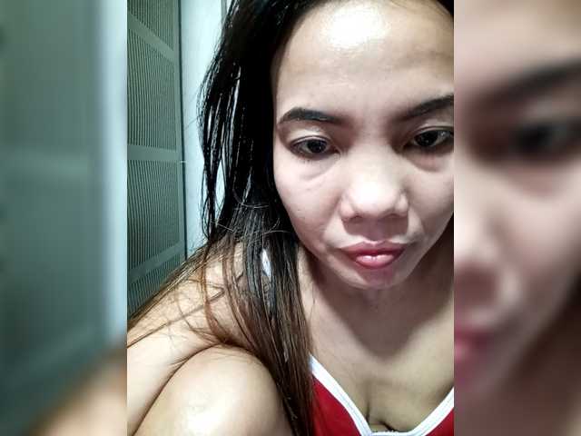 SweetKittyx22 webcam