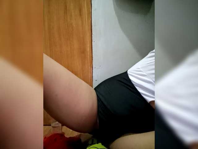 Pempemliciouss's BongaCams show and profile