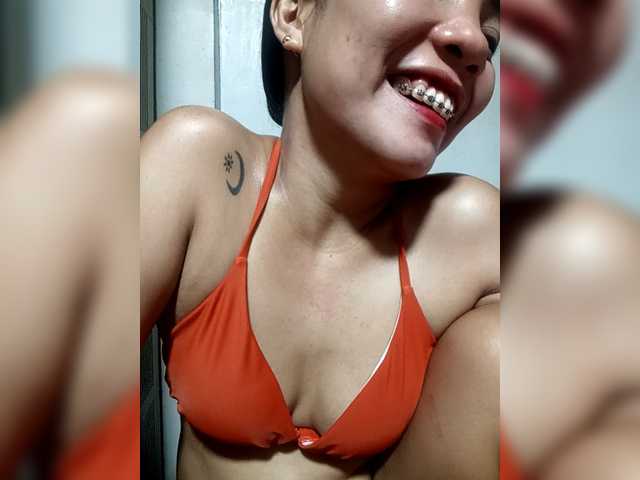 Pempemliciouss's BongaCams show and profile