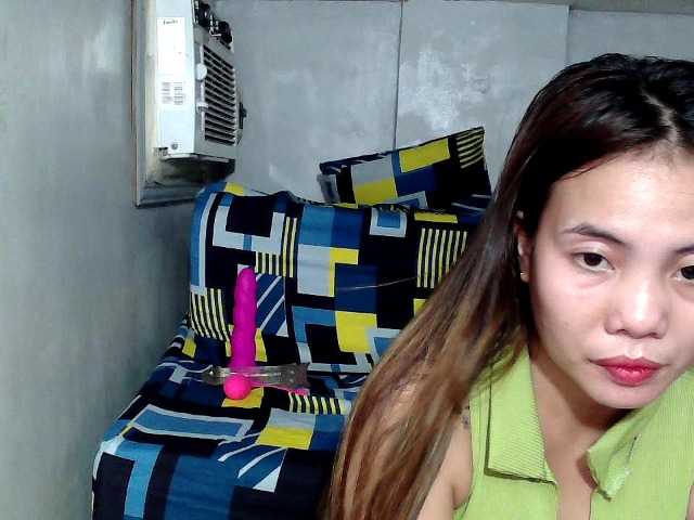 SweetKittyx22 webcam bongacams model stream image