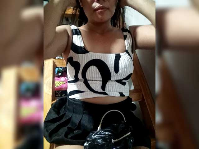 Pempemliciouss's BongaCams show and profile