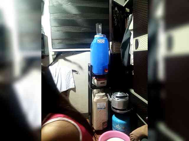 SweetKittyx22 webcam