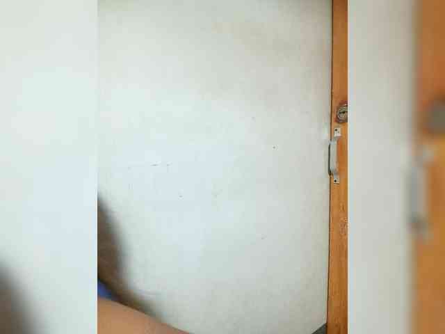 SweetKittyx22 webcam