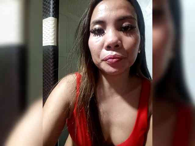 SweetKittyx22 webcam