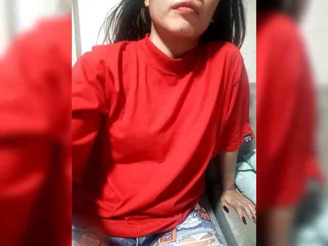 SweetKittyx22 webcam