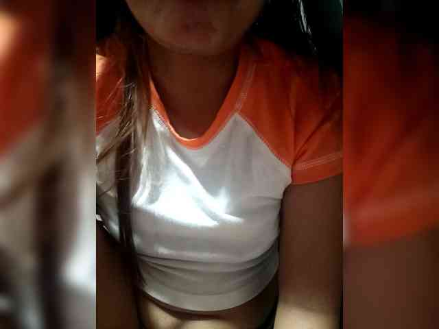 SweetKittyx22 webcam