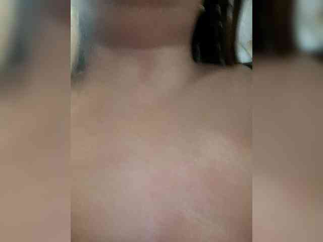 SweetKittyx22 webcam