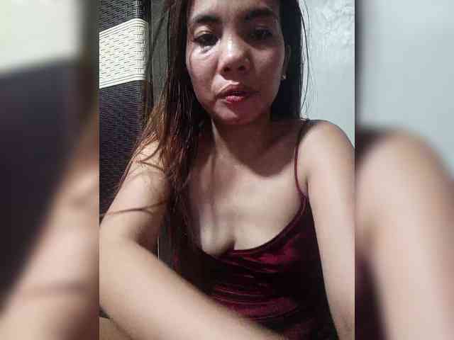 SweetKittyx22 webcam