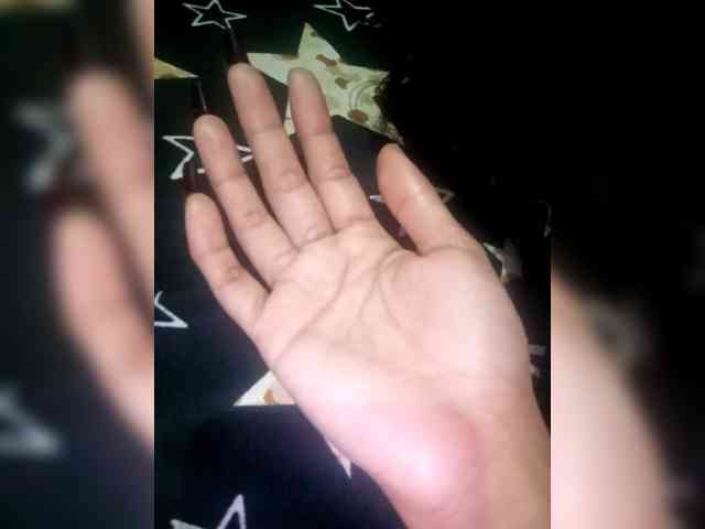 SweetKittyx22 webcam