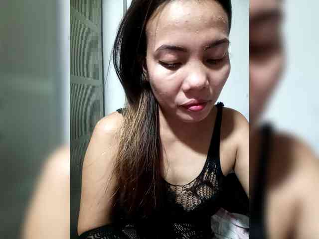 SweetKittyx22 webcam