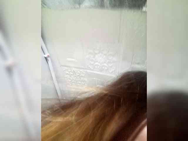 SweetKittyx22 webcam