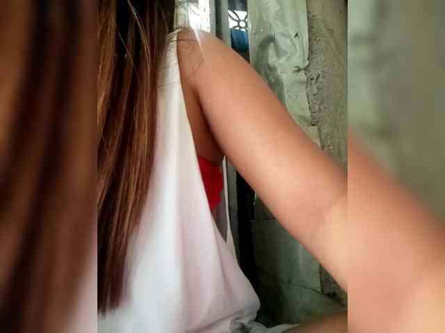 SweetKittyx22 webcam