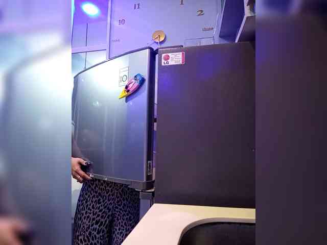 SweetKittyx22 webcam