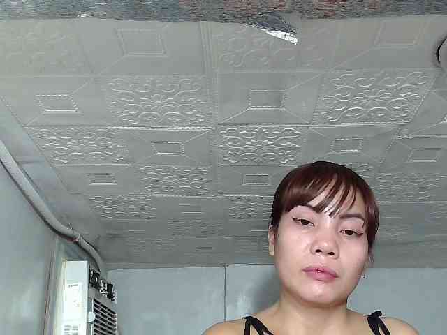 SweetKittyx22 webcam