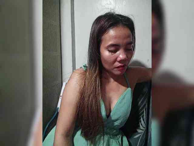 SweetKittyx22 webcam