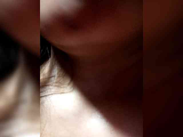 SweetKittyx22 webcam