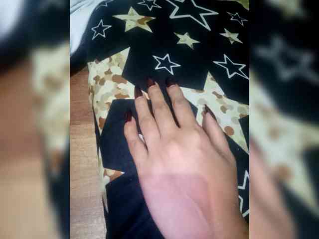 SweetKittyx22 webcam