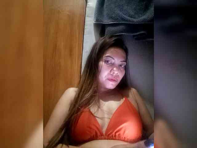 SweetKittyx22 webcam