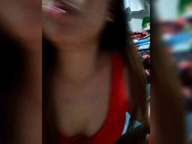 SweetKittyx22 webcam