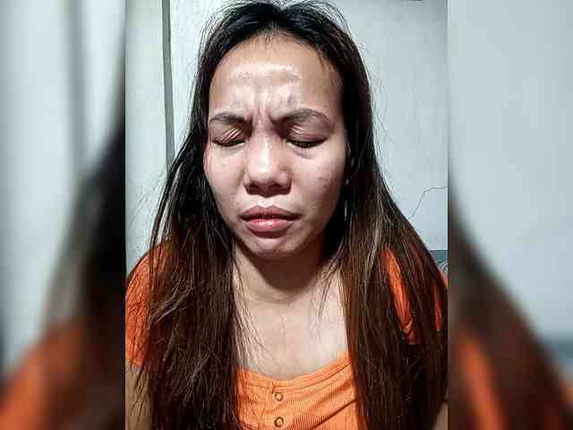 SweetKittyx22 webcam