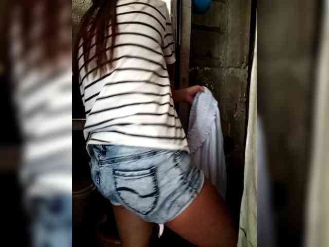 SweetKittyx22 webcam