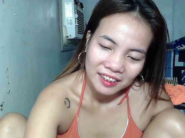 SweetKittyx22 webcam