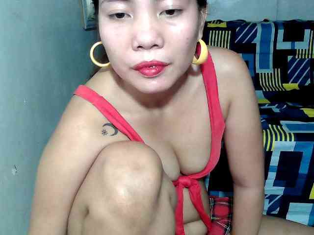 SweetKittyx22 webcam