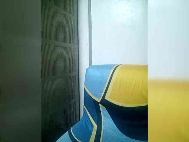 SweetKittyx22 webcam