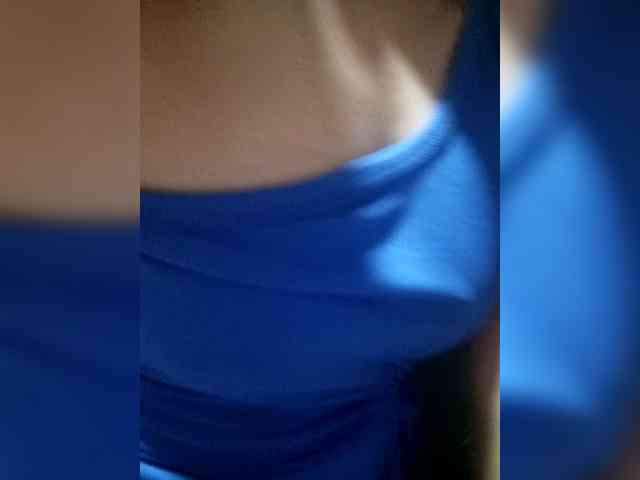 SweetKittyx22 webcam