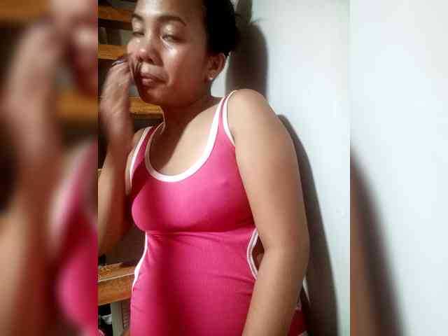 SweetKittyx22 webcam