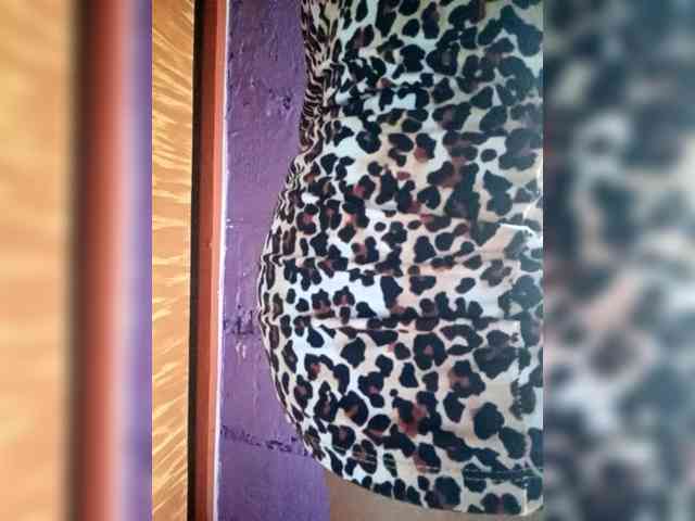 SweetKittyx22 webcam