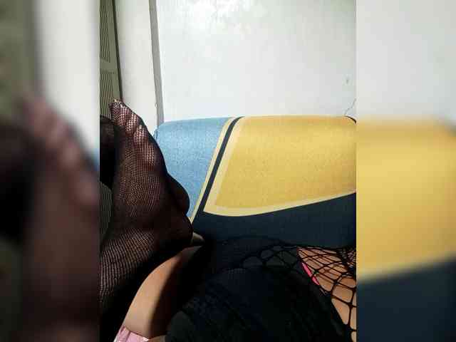 SweetKittyx22 webcam