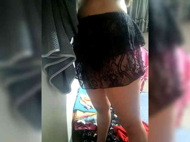 SweetKittyx22 webcam