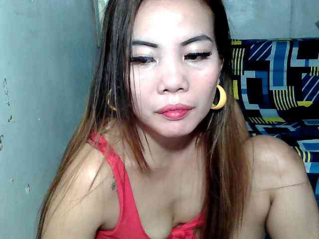 SweetKittyx22 webcam