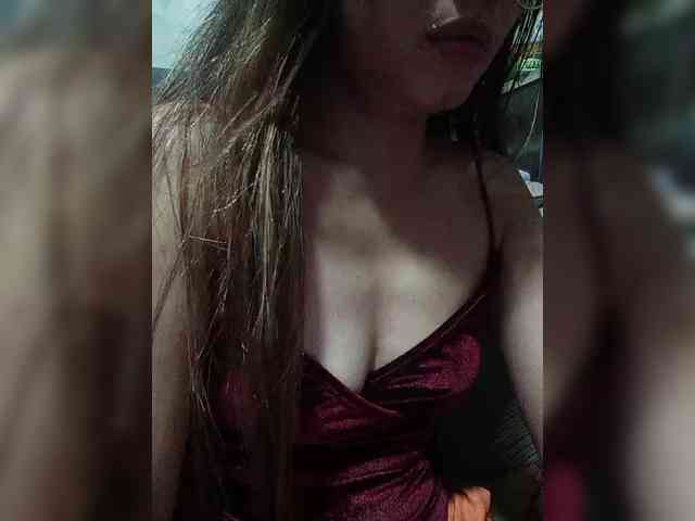 SweetKittyx22 webcam