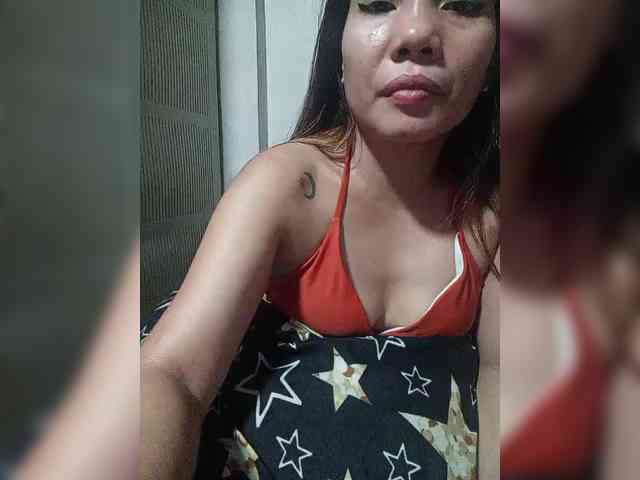 SweetKittyx22 webcam