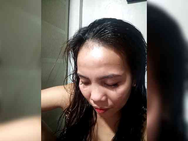 SweetKittyx22 webcam