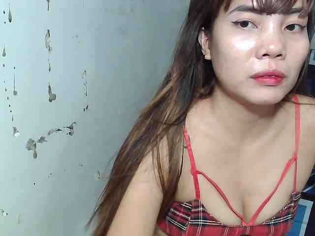 SweetKittyx22 webcam