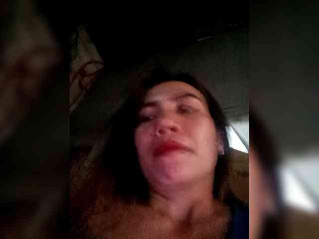 SweetKittyx22 webcam