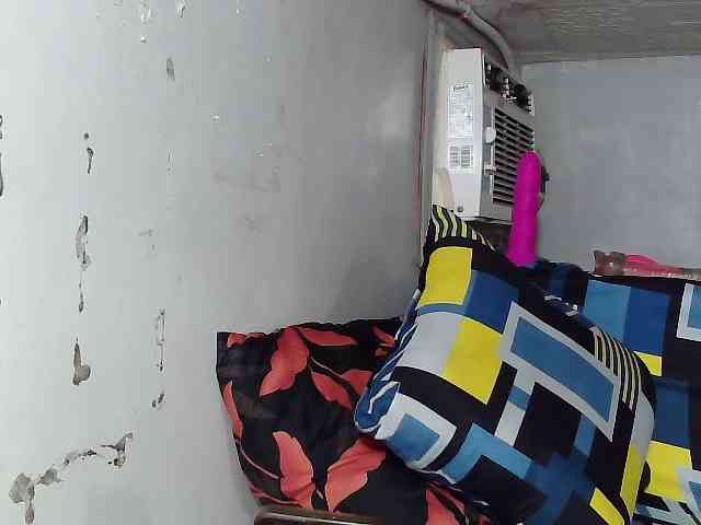 SweetKittyx22 webcam