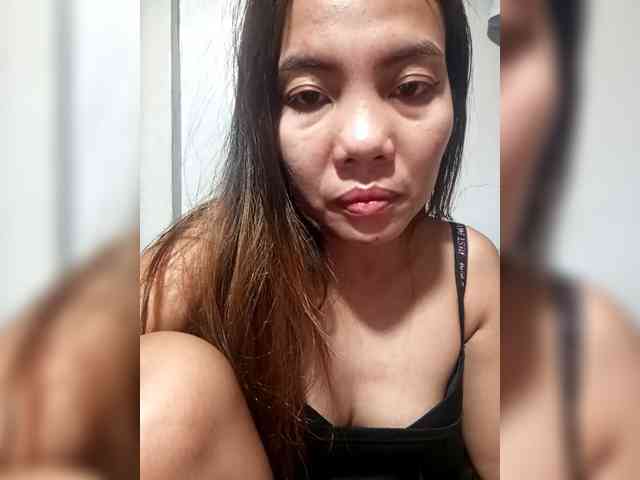 SweetKittyx22 webcam