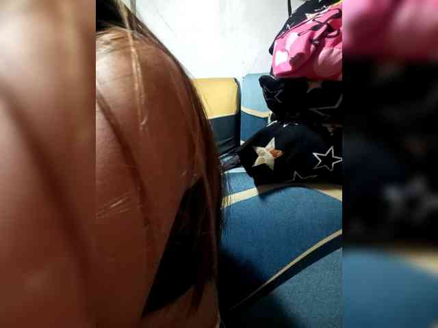 SweetKittyx22 webcam